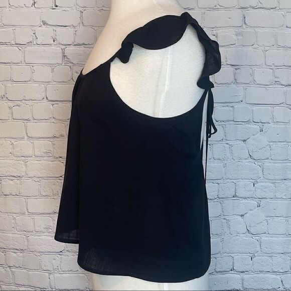 Le Lis Ruffle Strap Tank - Picture 3 of 6